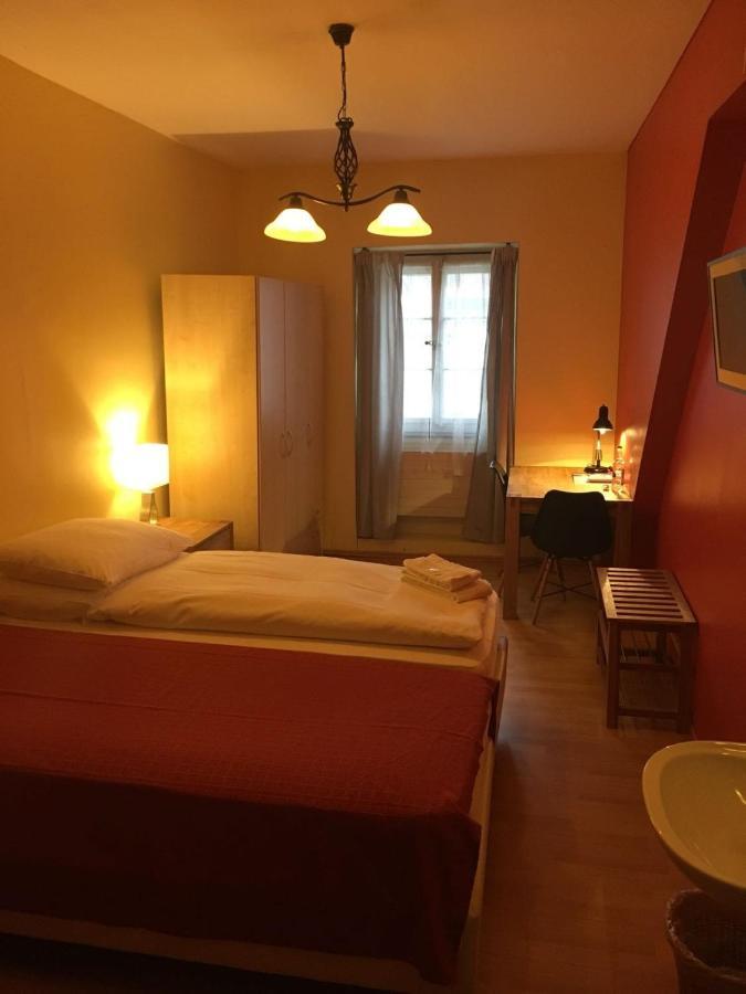Gasthof Baeren Aarburg Last Check In 2100 Pm Zewnętrze zdjęcie